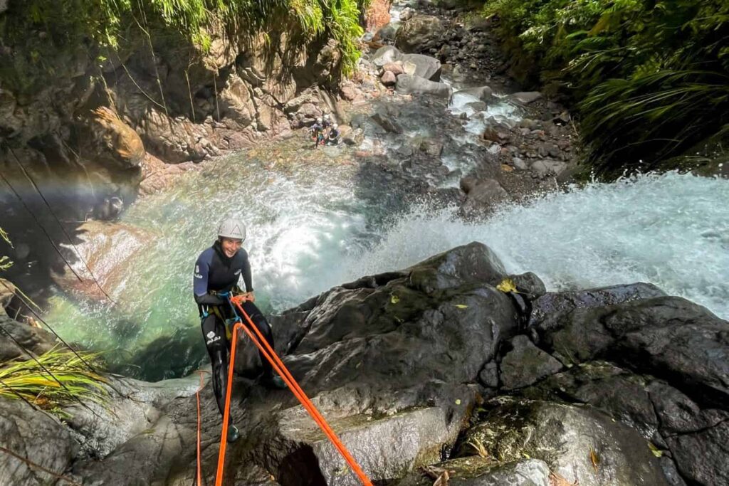 Canyoning sportif guadeloupe vauchelet IMG 9037 1500×1000 1